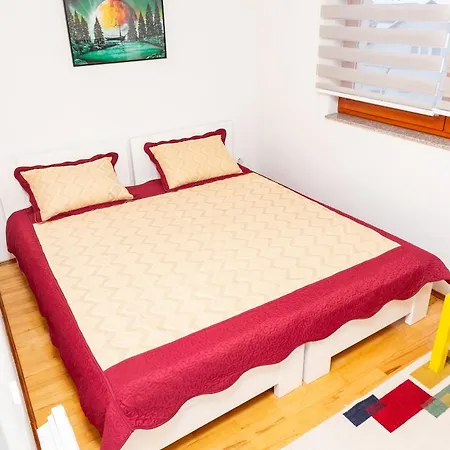 Apartment Apartman Pale