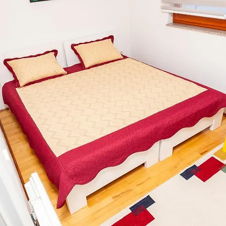 Apartman Pale Apartment Pale