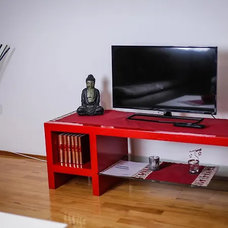 Apartman Pale Apartment *