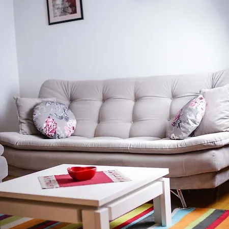 Apartman Pale *